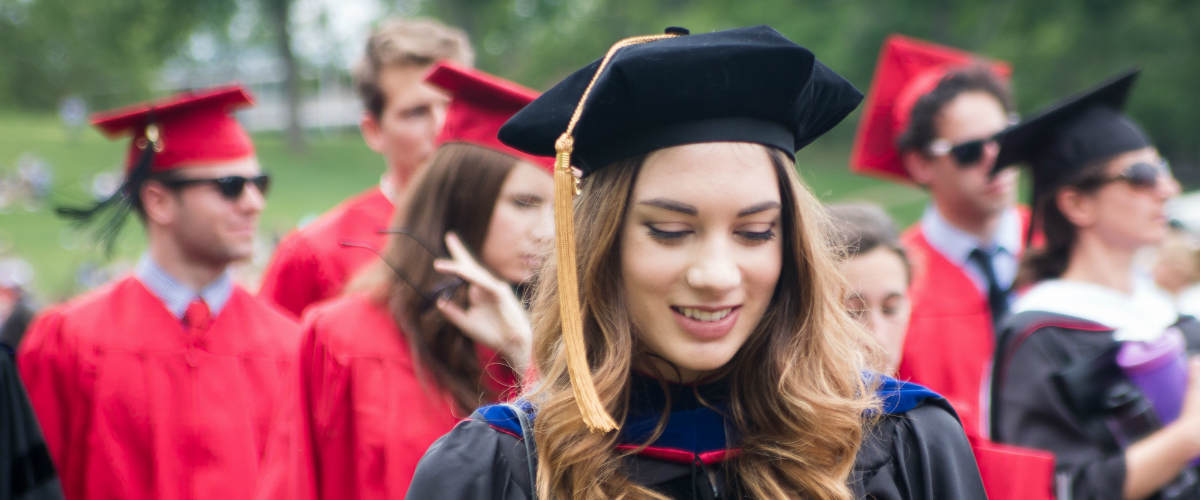 Pedir préstamos para estudiantes y universitarios