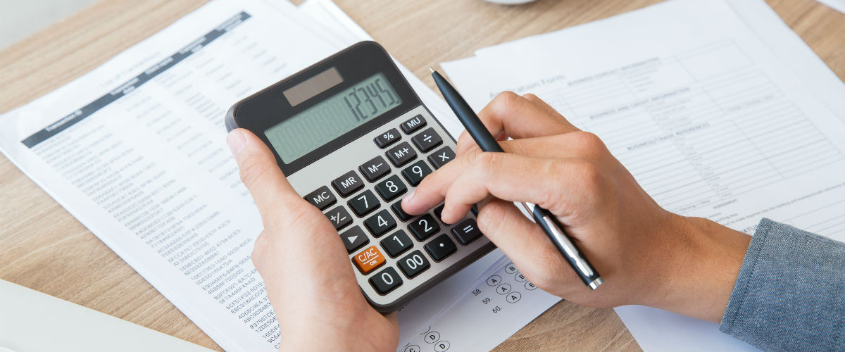 Calcula la tasa de interés de un préstamo
